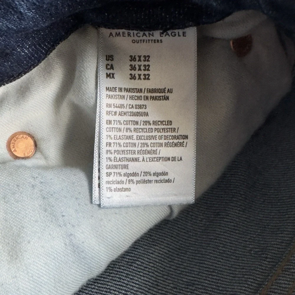 American Eagle Athletic Straight Jeans Mens 36x32 Stretch Dark Mid Rise  READ